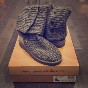 UGG classic cardy boots
